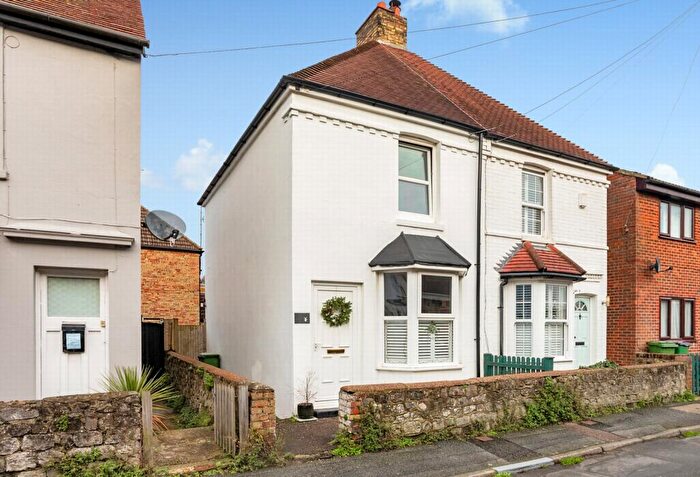 2 Bedroom Semi Detached House For Sale In Windmill Street, Hythe, CT21