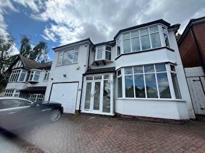 4 Bedroom House To Rent In Westwood Road, Sutton Coldfield, B73