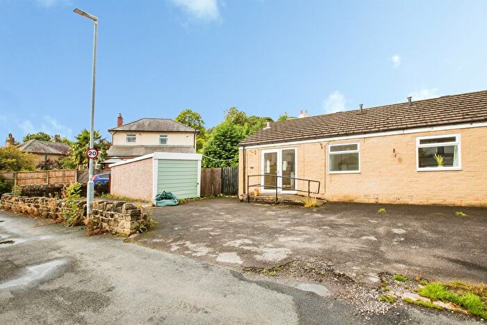 2 Bedroom Semi-Detached Bungalow For Sale In Simpson Road, Hebden Bridge, HX7