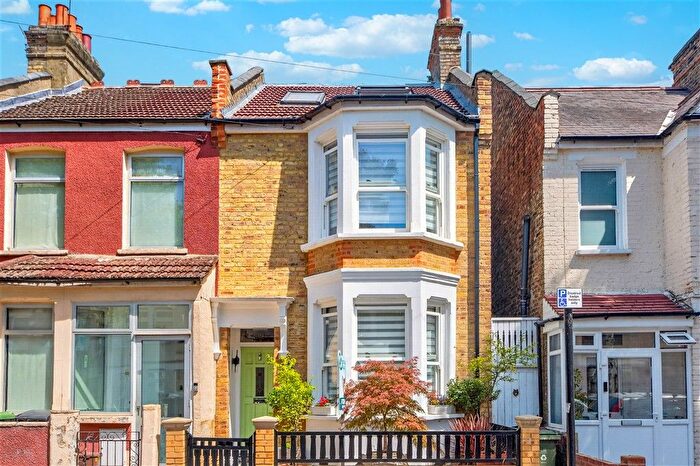 4 Bedroom End Terrace House For Sale In Morland Road, Walthamstow, E17