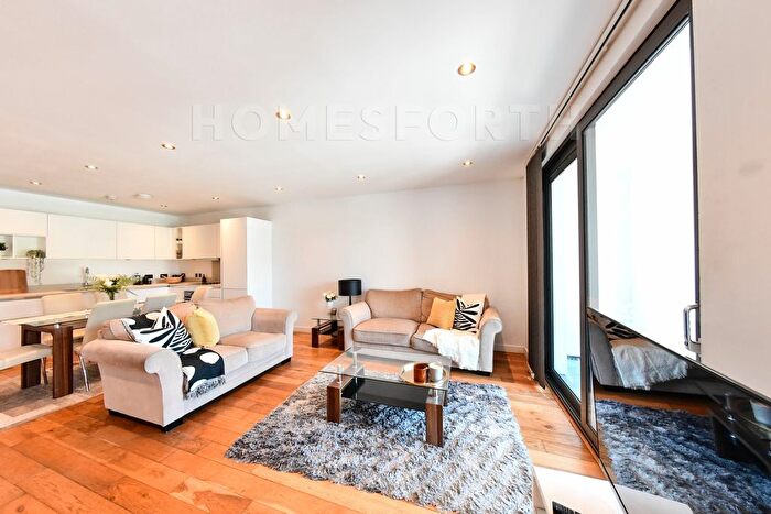 2 Bedroom Flat To Rent In The Cascades, Finchley Road, Hampstead, NW3