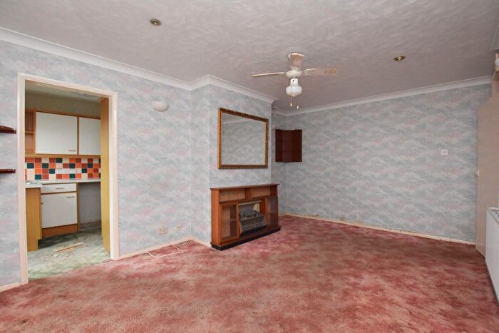 3 Bedroom Semi-Detached Bungalow For Sale In Dunes Road, Greatstone, New Romney, TN28
