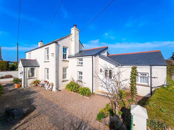 4 Bedroom Detached House For Sale In Nancegollan, Helston, TR13
