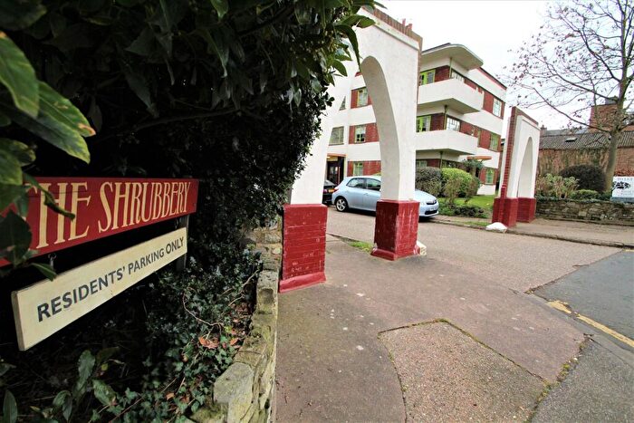 2 Bedroom Apartment To Rent In The Shrubbery, Grosvenor Road, London, E11