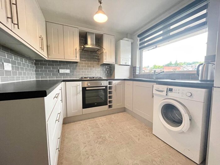 2 Bedroom Apartment To Rent In Ecclesall Road, Near City Centre, S11