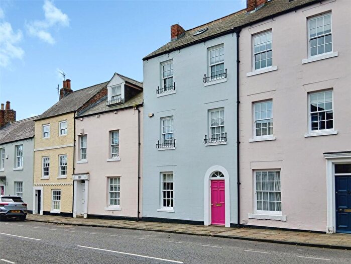 4 Bedroom Terraced House For Sale In Gilesgate, Durham City, DH1