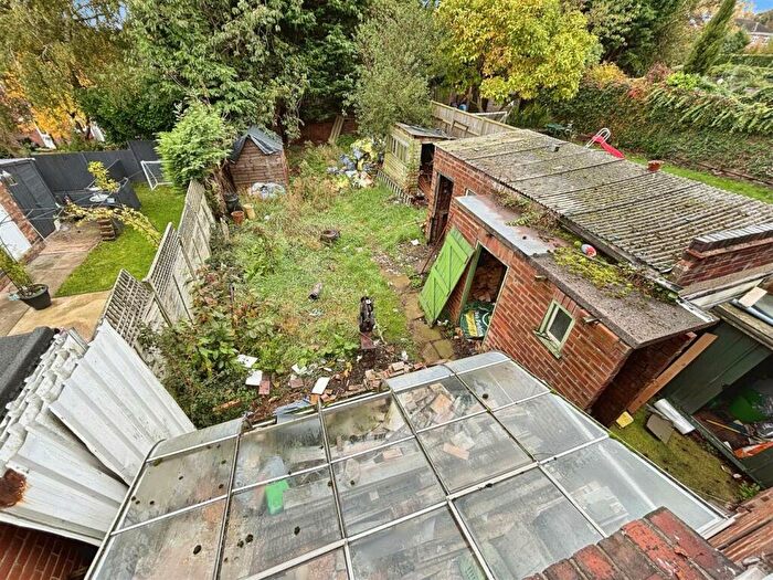 3 Bedroom Semi-Detached House For Sale In Westfield Road, Leicester, LE3