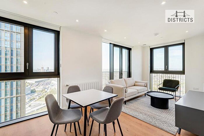 2 Bedroom Apartment For Sale In Twelve Trees Park, London, E15