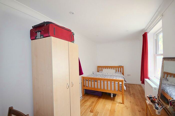 Studio To Rent In Hornsey Road, Upper Holloway, London, N19