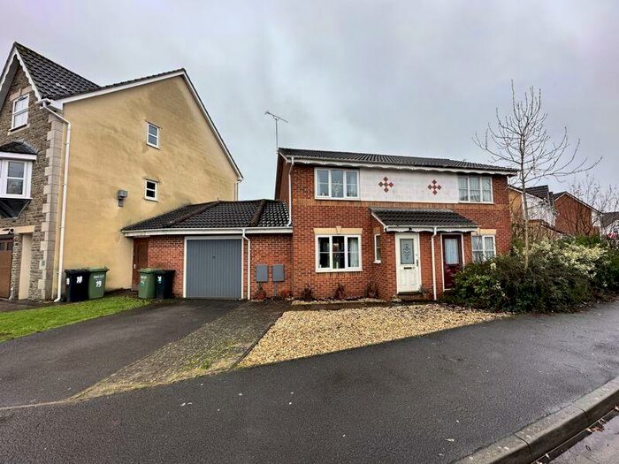 2 Bedroom Semi-Detached House To Rent In Kelbra Crescent Frampton Cotterell, BS36