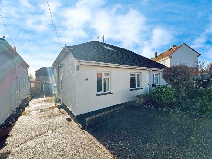 2 Bedroom Bungalow For Sale In Brookside Crescent, Exeter, Devon, EX4