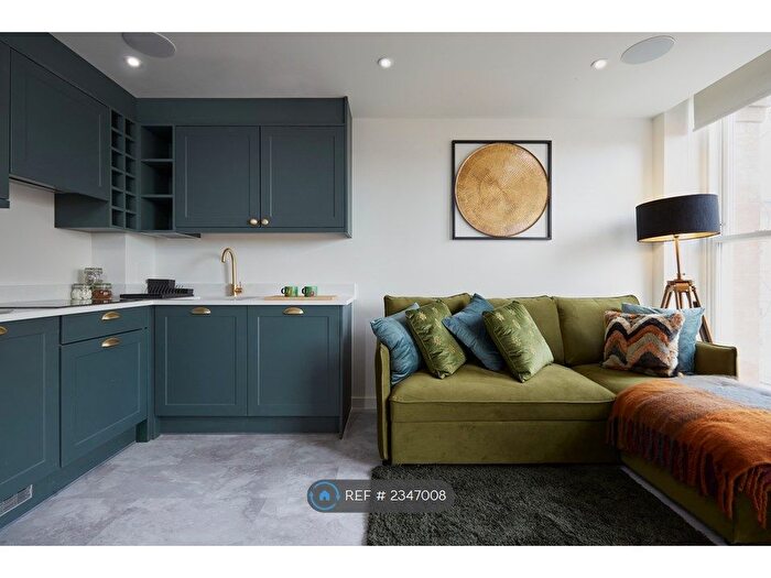 1 Bedroom Flat To Rent In Leeds, Leeds, LS1