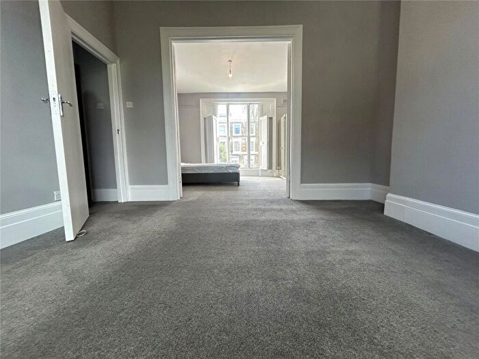 2 Bedroom Property To Rent In De Beauvoir Road, De Beauvoir Town, London, N1