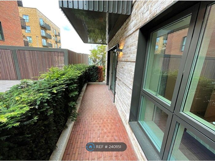1 Bedroom Flat To Rent In Edwin House, Southall, UB1