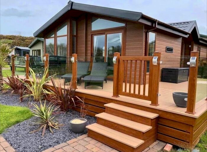 2 Bedroom Detached House For Sale In Beattock, Moffat, Dumfries And Galloway, DG10