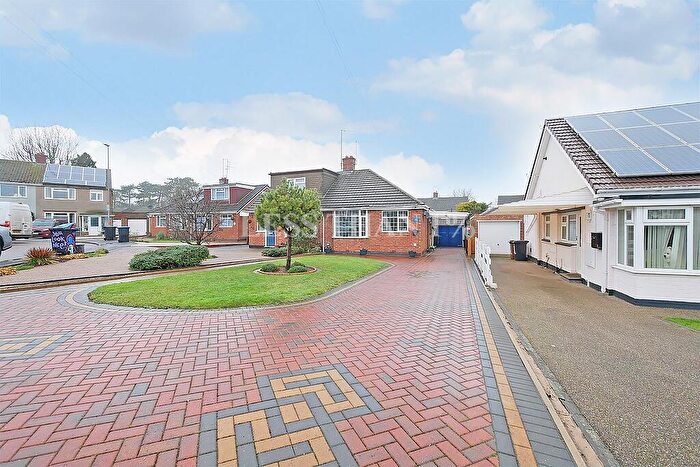 2 Bedroom Semi-Detached Bungalow For Sale In Edgehill Road -, NN5