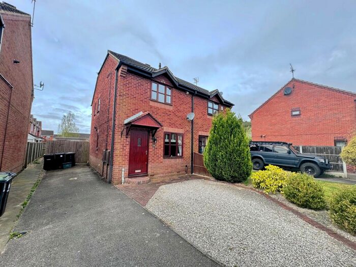 2 Bedroom House To Rent In Revena Close, Colwick, NG4