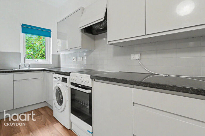1 Bedroom Flat To Rent In Avondale Road, South Croydon, CR2
