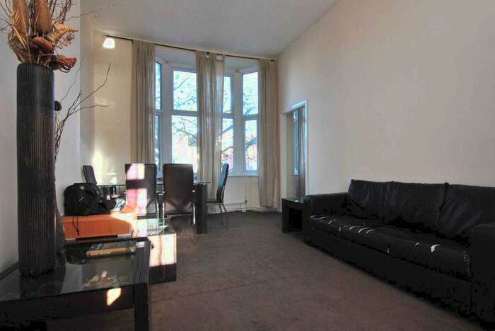 2 Bedroom Flat To Rent In Green Lanes, Turnpike Lane, London, N8