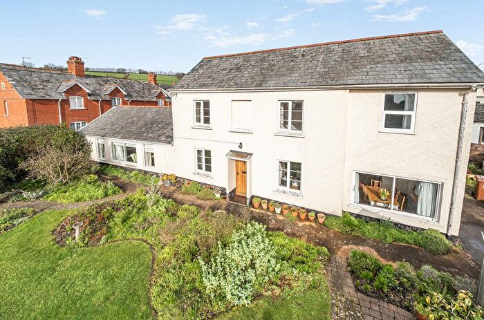 4 Bedroom Detached House For Sale In High Street, Silverton, Exeter, Devon, EX5