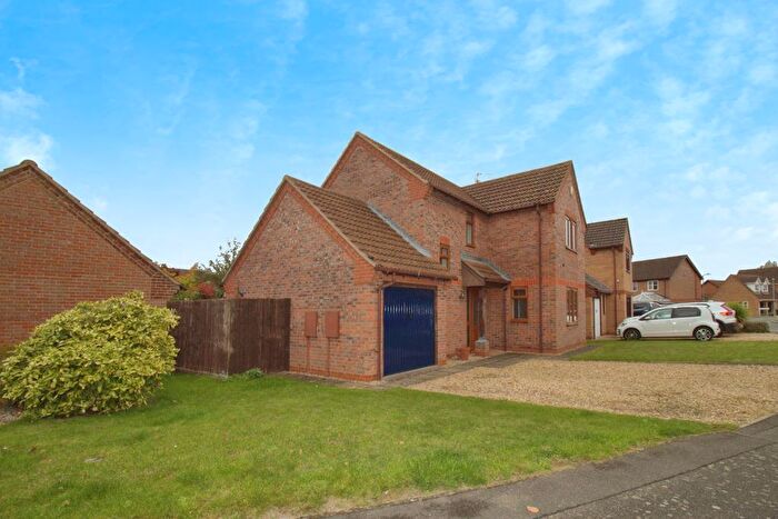 3 Bedroom Detached House For Sale In Barleyfield, Langtoft, PE6