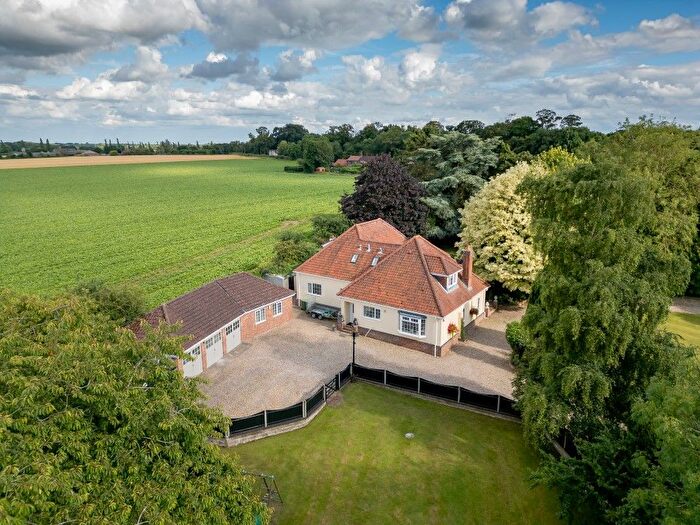 5 Bedroom Detached House For Sale In Toad Lane, Great Plumstead, Norwich, NR13