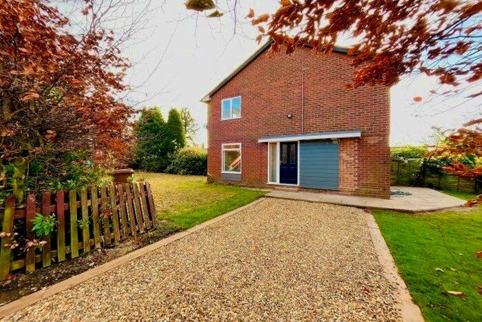3 Bedroom Property To Rent In Lancaster Avenue, Walsall, WS9