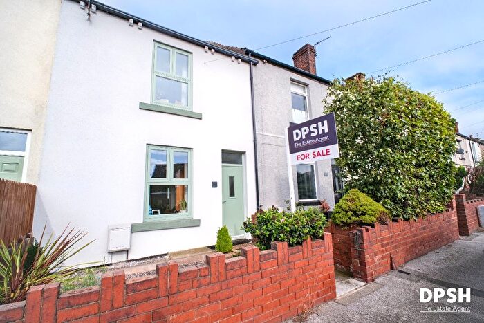 2 Bedroom Terraced House For Sale In Leeds Road, Lofthouse, Wakefield, WF3