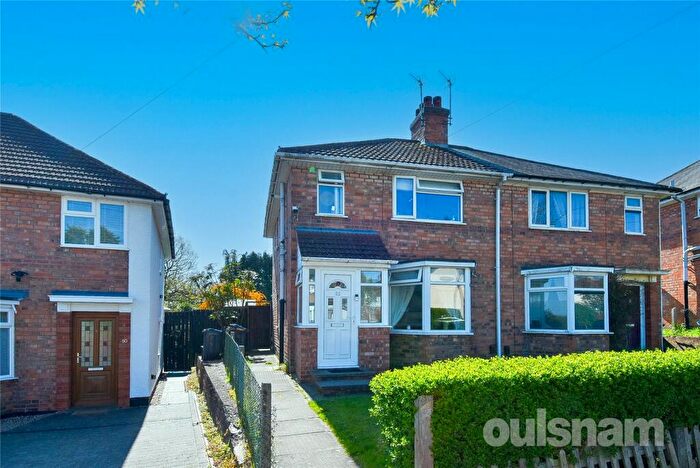 3 Bedroom Semi-Detached House For Sale In Sandmere Road, Yardley Wood, Birmingham, West Midlands, B14