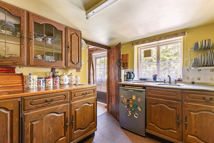 2 Bedroom Detached House For Sale In Jumps Road, Churt, Farnham, Surrey, GU10