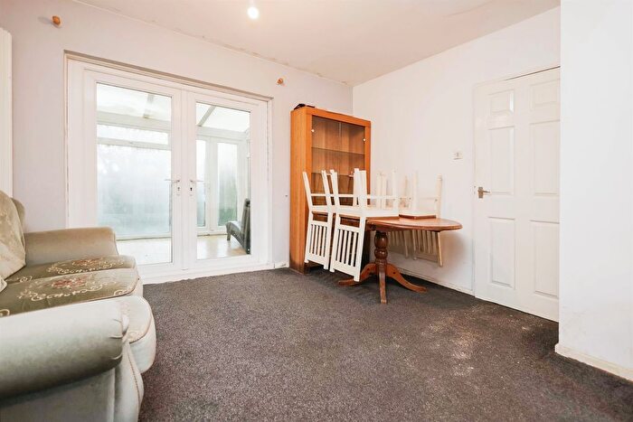 3 Bedroom End Of Terrace House For Sale In Ferncliffe Road, Harborne, Birmingham, B17