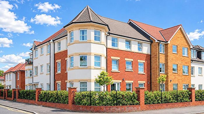 1 Bedroom Flat For Sale In Thwaytes Court, Minster Drive, Herne Bay, CT6