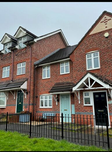 2 Bedroom Mews To Rent In Redwood Drive, Leighton, Crewe, CW1