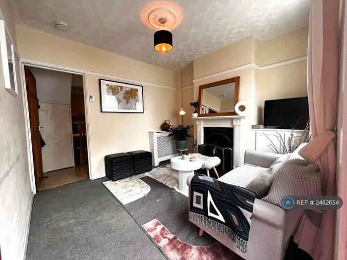 2 Bedroom End Of Terrace House To Rent In Eldon Terrace, Reading, RG1