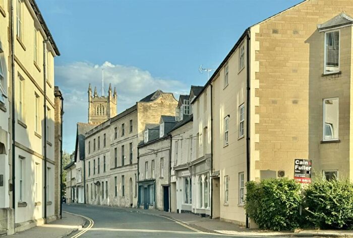 1 Bedroom Flat For Sale In Dollar Street, Cirencester, GL7