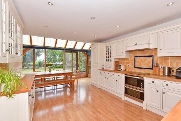 5 Bedroom Detached House For Sale In Durlock Road, Ash, Canterbury, Kent, CT3