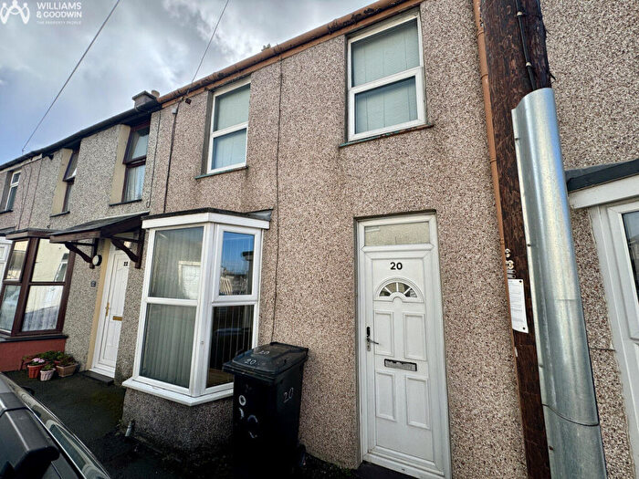 3 Bedroom Terraced House For Sale In Wian Street, Holyhead, Anglesey, LL65