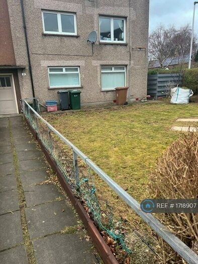 2 Bedroom Flat To Rent In Firrhill Loan, Edinburgh, EH13