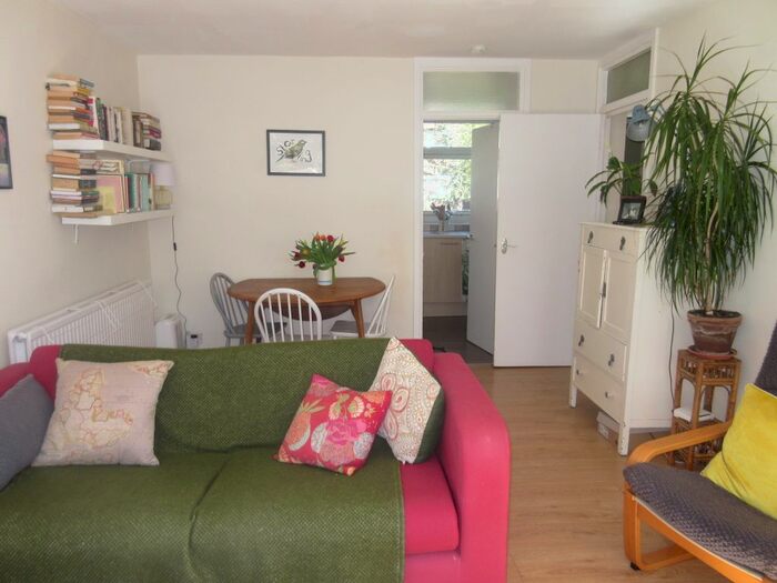 1 Bedroom Flat To Rent In Marlborough Road, London, N19
