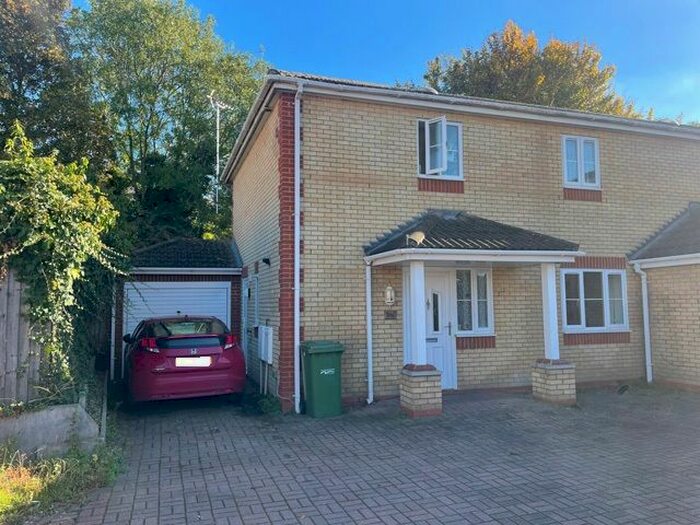 3 Bedroom Semi-Detached House To Rent In Atkinson Street, Peterborough, PE1