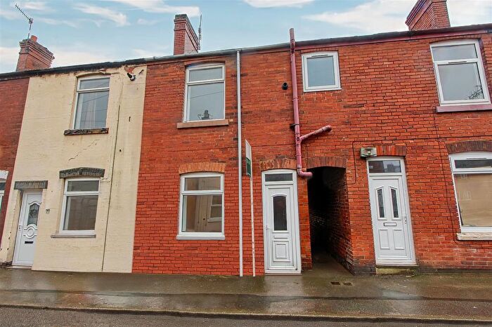 2 Bedroom Terraced House To Rent In Hawthorne Street, Chesterfield, Derbyshire, S40