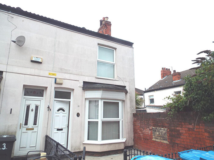 2 Bedroom End Of Terrace House To Rent In Cuthbert Avenue, HU3