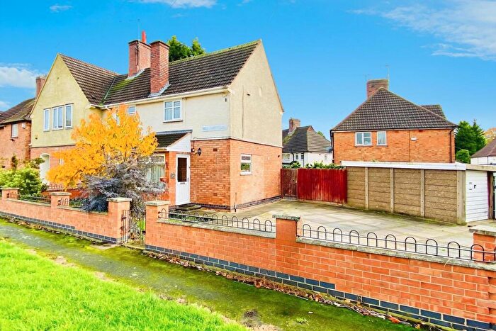 3 Bedroom Semi Detached House For Sale In Prominent Corner Plot On Rose Farm Close, Braunstone, LE3
