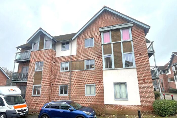 1 Bedroom Flat For Sale In Mailing Way, Basingstoke, Hampshire, RG24