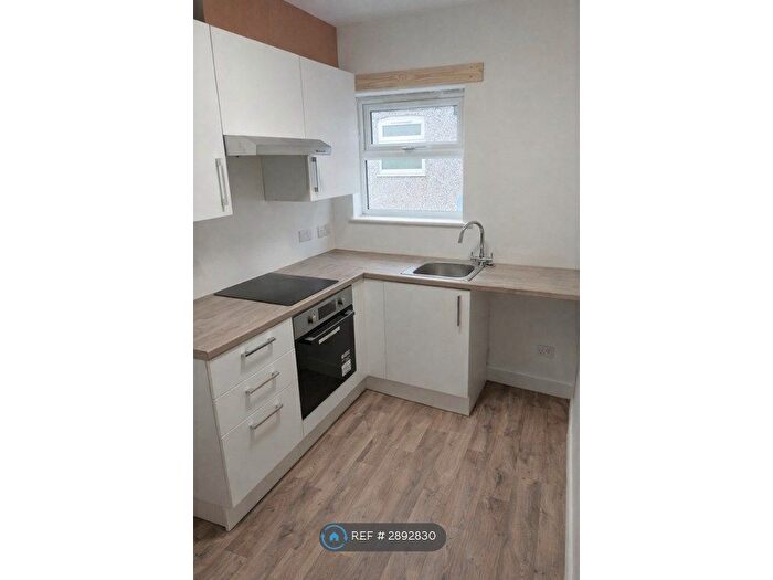 1 Bedroom Flat To Rent In Ashby High St, Scunthorpe, DN16