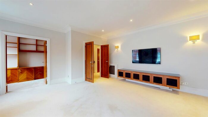 3 Bedroom Property To Rent In Adam Amp; Eve Mews, W8