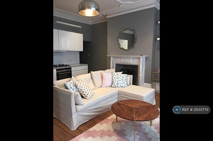 2 Bedroom Flat To Rent In Campbell Road, Southsea, PO5