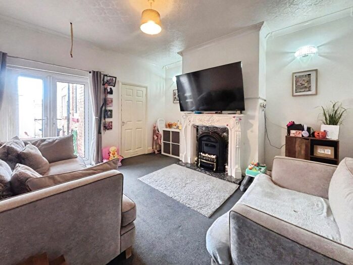 2 Bedroom Flat For Sale In Bright Street, South Shields, NE33