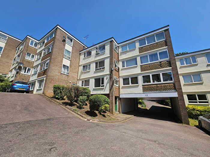 2 Bedroom Flat For Sale In Richmond Court, LU2
