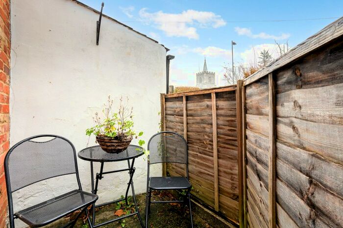 2 Bedroom Terraced House For Sale In Bury Lane, Rickmansworth, WD3